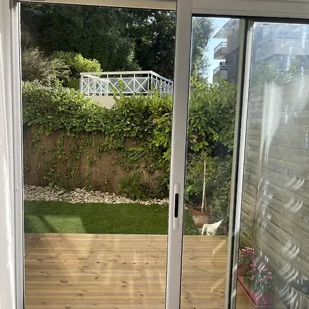 Avec Piscine Jardin Sur